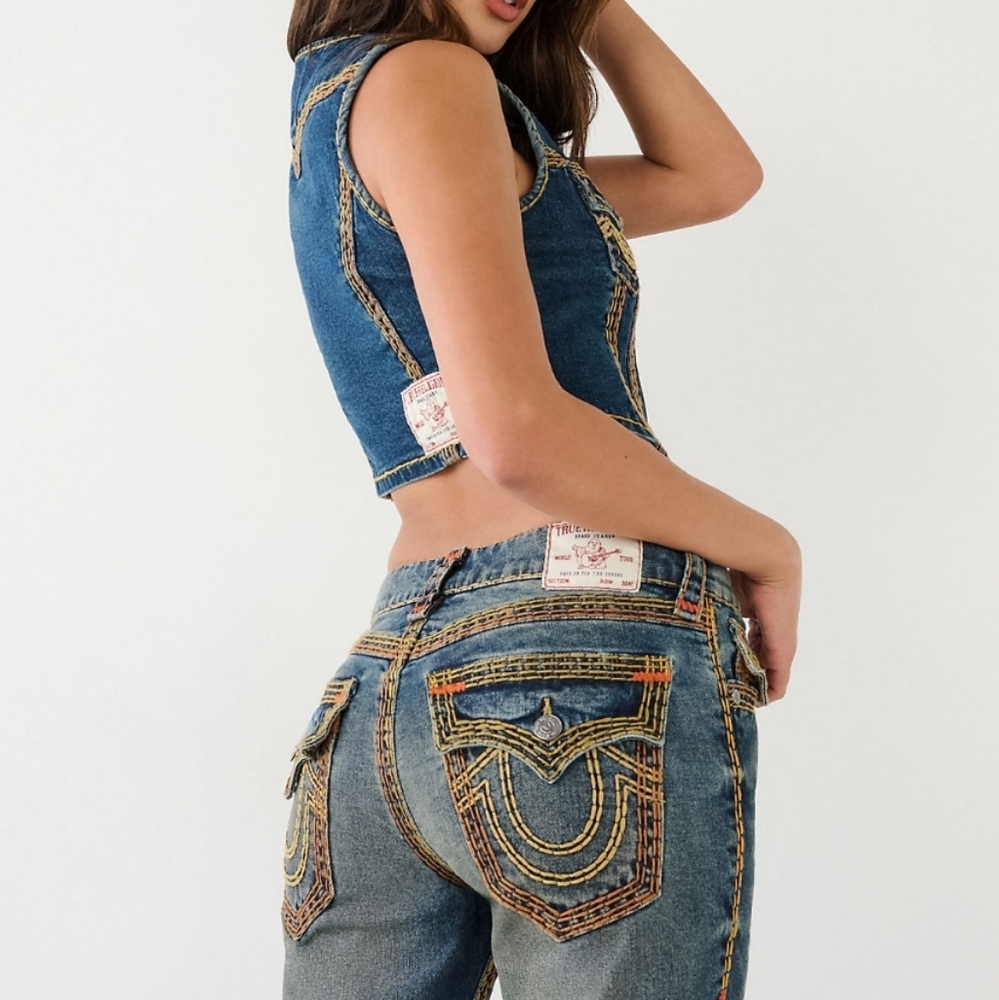 True Religion Ricki Super Q Stitch Realxed Jean Size 25